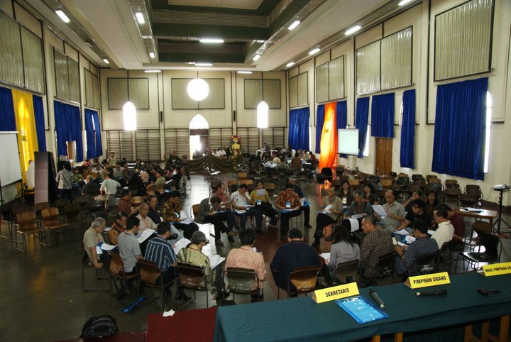 1519876454.jpg Slide